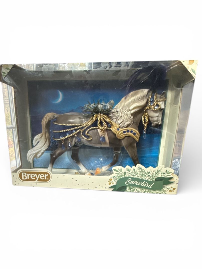 Breyer Snowbird 2022 Holiday Horse - Retired NEW
