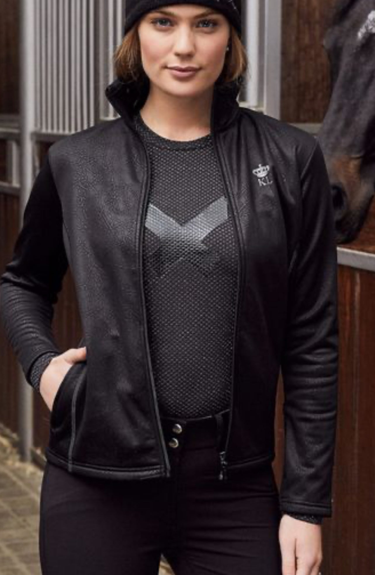 Kingsland Tallulah Training Jacket, Black S -New With tags