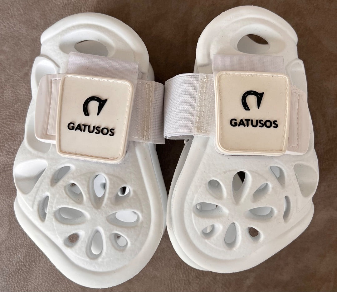 Gatusos Fetlock Protection Air Aeration System, White L