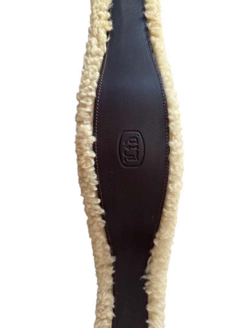 Beval Saddlery Ltd. Sheepskin Leather Girth - Brown / 48"