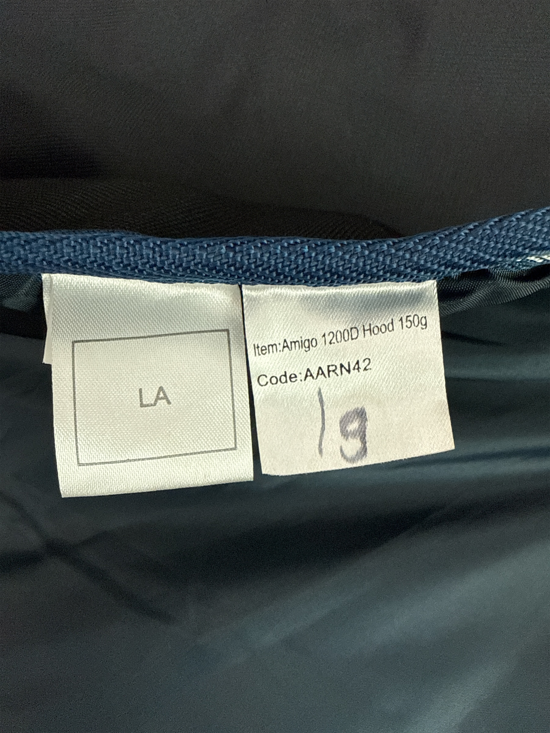 Amigo 1200D Turn Out Hood 150g - Navy / Size Large NEW