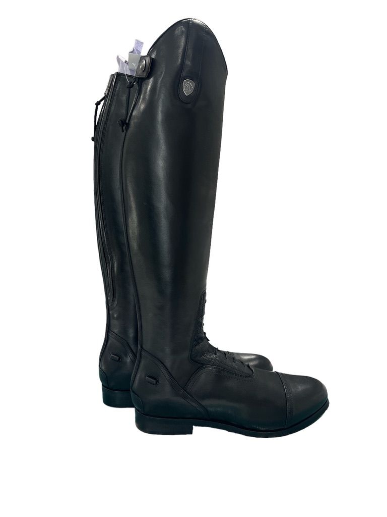 Tall men's black riding boots