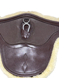 Kentucky Horsewear Sheepskin Stud Girth - Brown Leather / Cream & Black Sheepskin Liners 130 cm / 52"