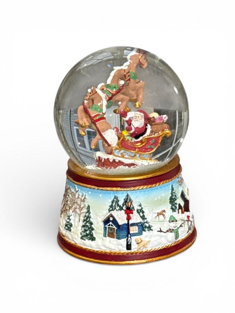 Breyer 2021 Musical Snow Globe Santa's Sleigh NEW