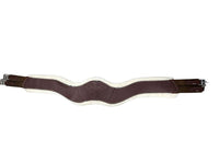 Leather anatomical girth
