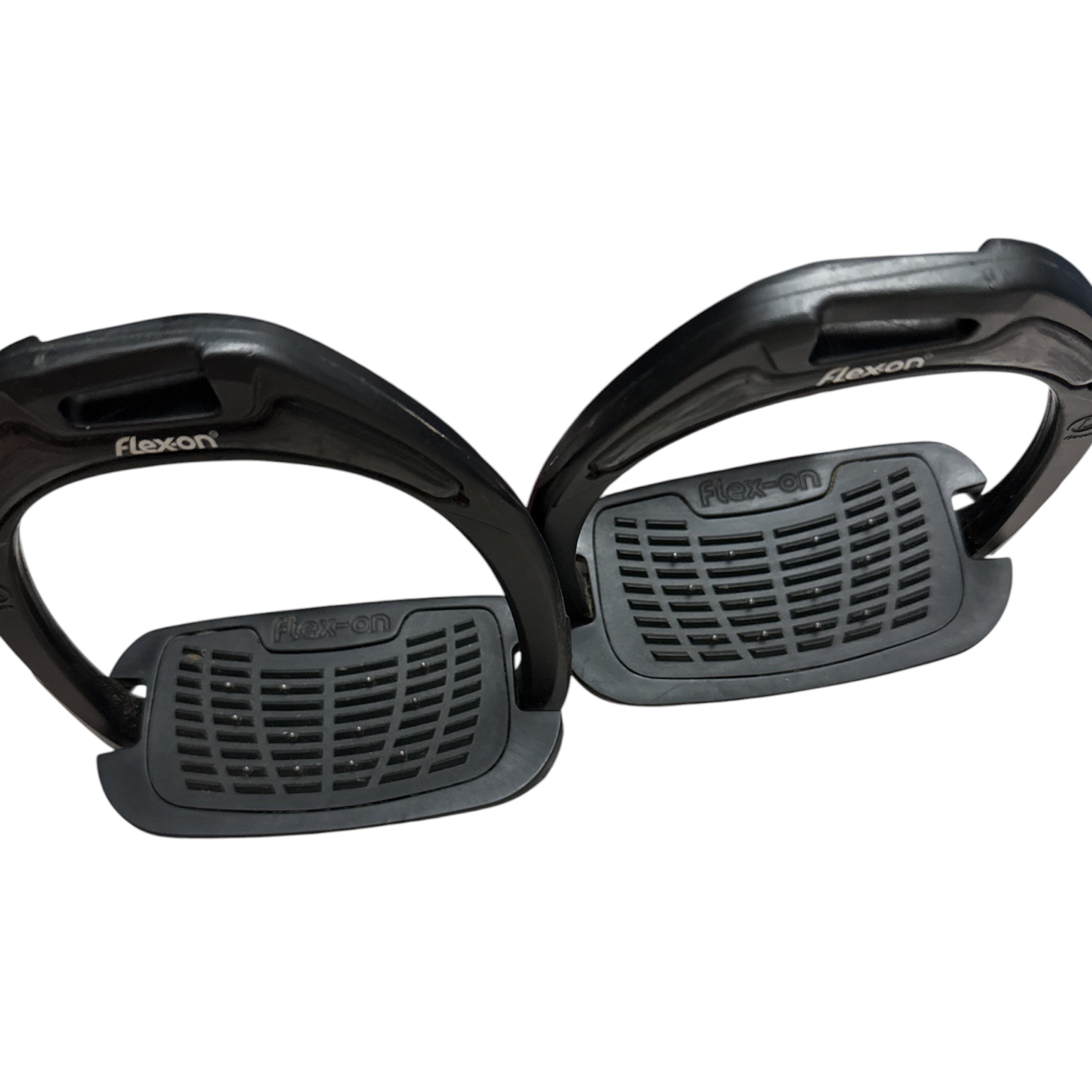 Flex-On Composite w/Incline Ultra Grip Stirrups - Black